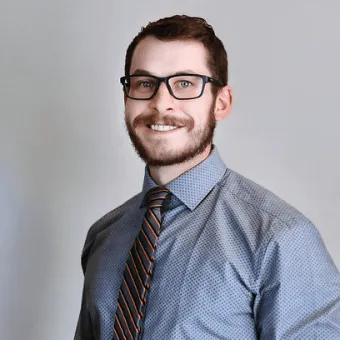 Headshot of Wave customer Brandon
